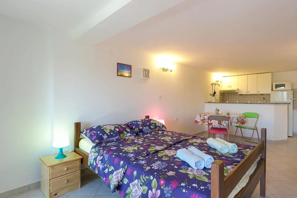 Πανσιόν Guesthouse Sea View Πούλα Κροατία